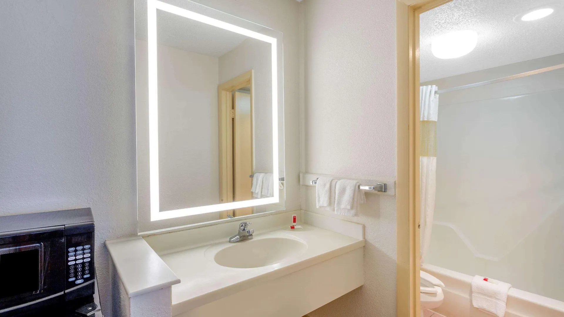 Motel Howard Johnson By Wyndham Virginia Beach