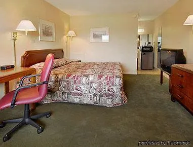 Howard Johnson By Wyndham Virginia Beach