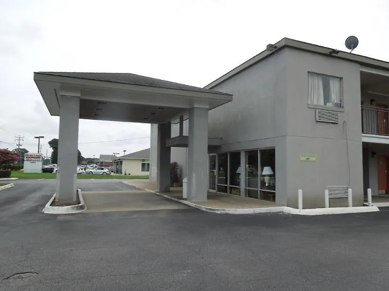 Howard Johnson By Wyndham Virginia Beach USA