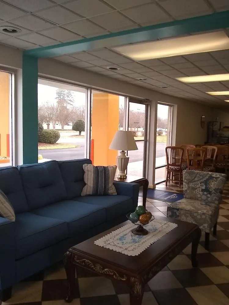 Howard Johnson By Wyndham Virginia Beach 2*,  United States